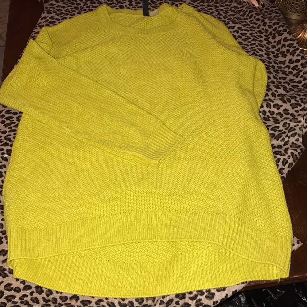 Hi-low sweater